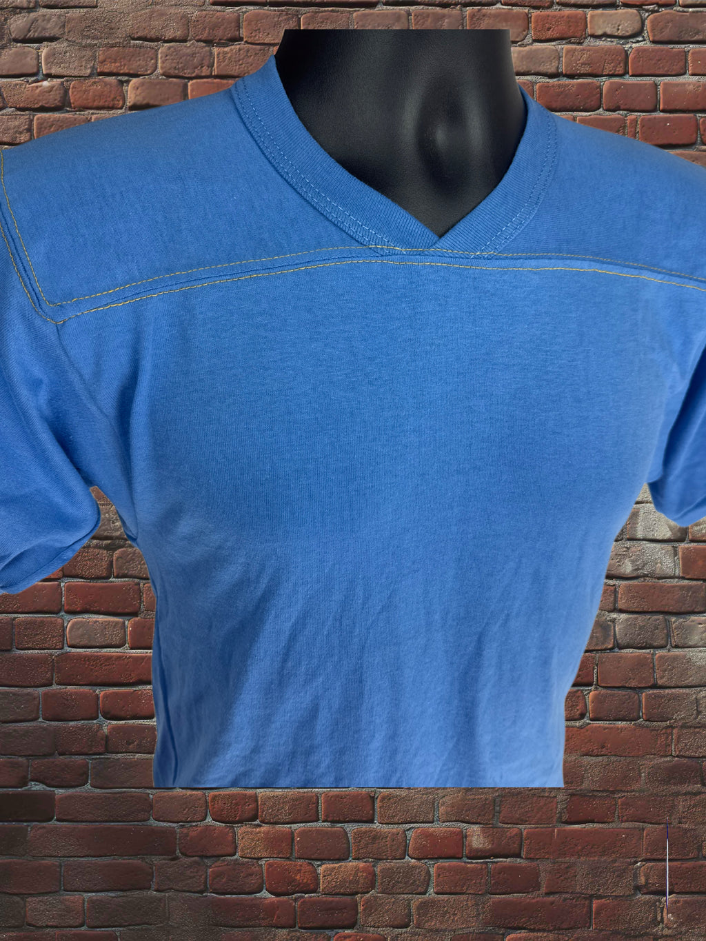 Vintage Russell Athletic Small Gold-Tag Streetwear T‑Shirt Deadstock NWOT-Columbia Blue/Gold