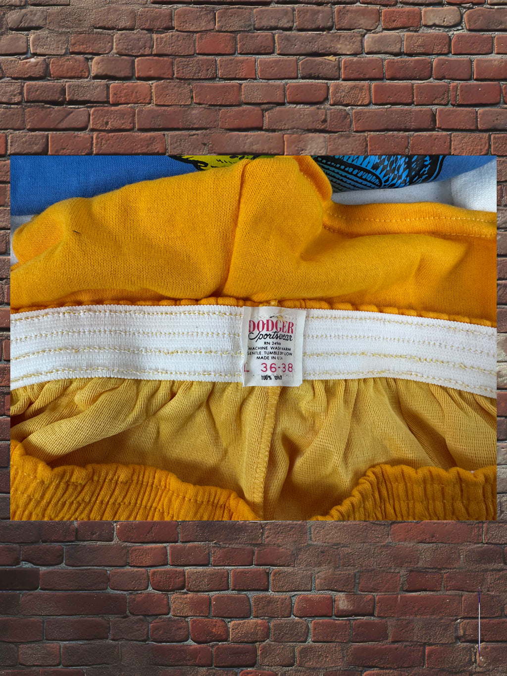 Drop Zero — Outfit 4 (Large) — Russell Hybrid Tee + Dodger Gym Shorts + Tube Socks Blue Gold