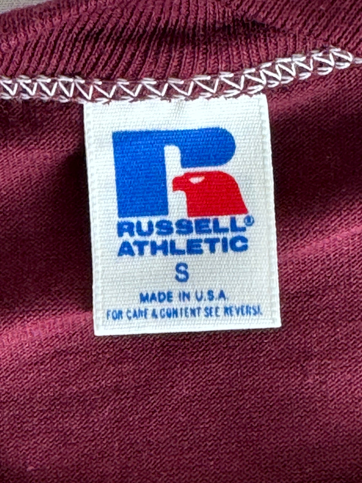 Vintage Russell Athletic 1980s T-shirt Small Maroon Deadstock-50/50-Made in USA