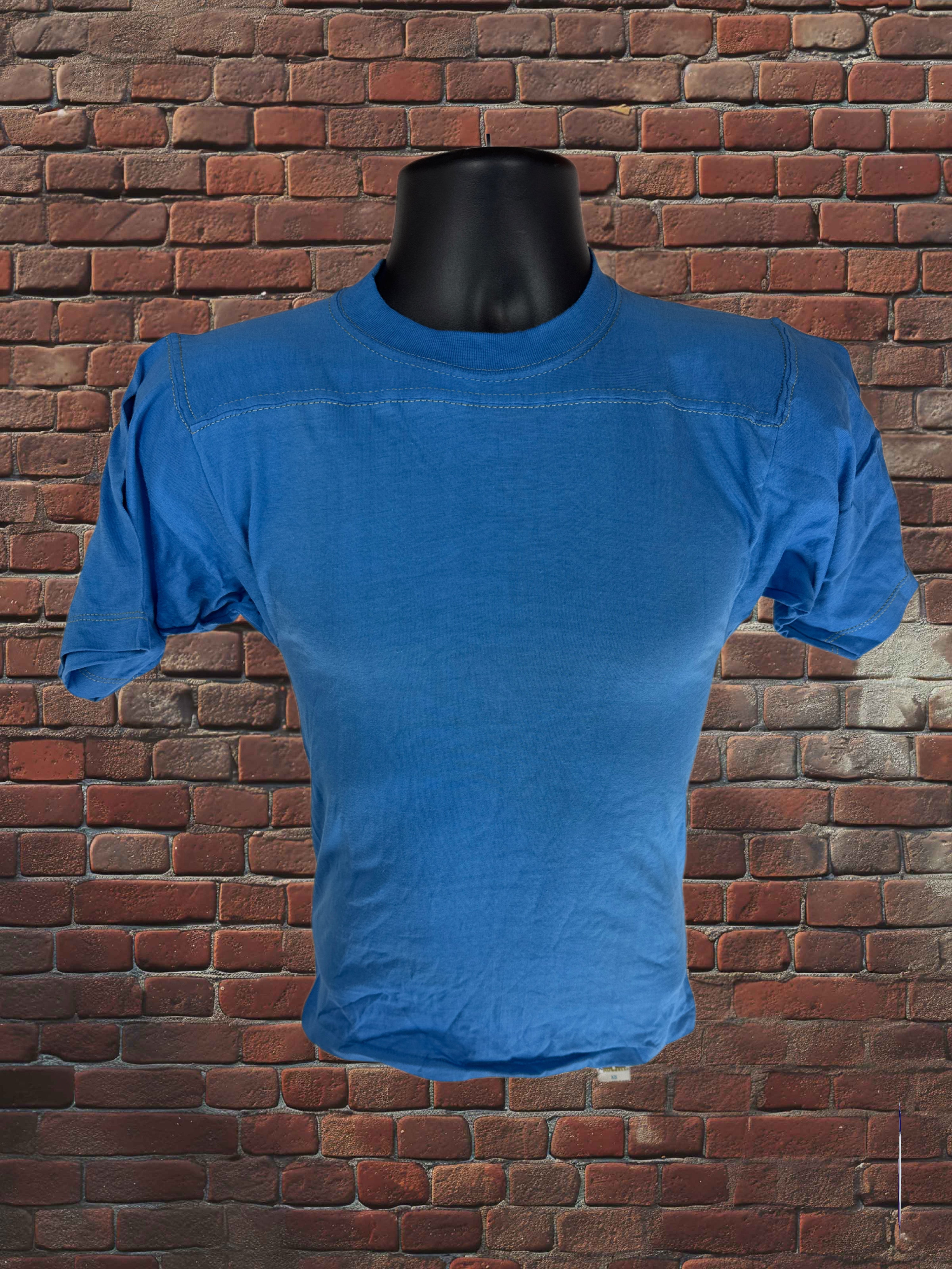 Vintage Russell Athletic XS Gold-Tag Streetwear T‑Shirt Deadstock NWOT-Columbia Blue/Gold